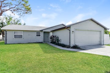 1195 Graham Rd Venice, FL 34293